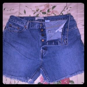 Gap button fly cutoff shorts size 16